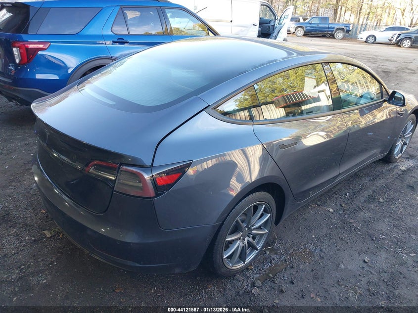 2022 Tesla Model 3 Long Range Dual Motor All-Wheel Drive
