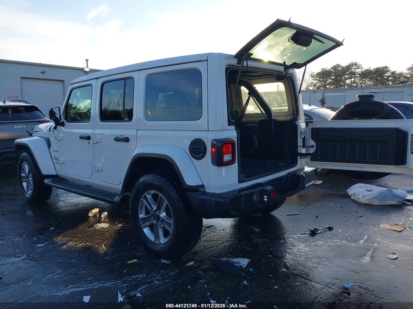 2022 Jeep Wrangler Unlimited Sahara 4X4