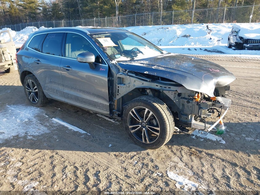 2021 Volvo Xc60 T5 Momentum