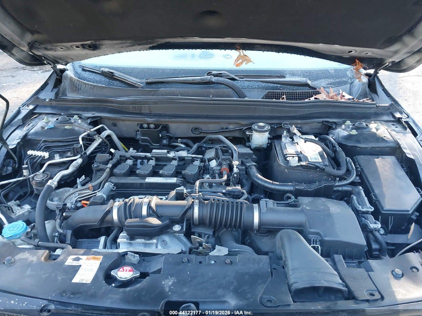 VIN 1HGCV1F92JA103170 2018 HONDA ACCORD TOURING