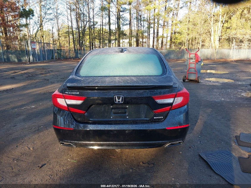 VIN 1HGCV1F92JA103170 2018 HONDA ACCORD TOURING