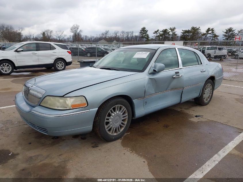 2006 Lincoln Town Car Designer Series