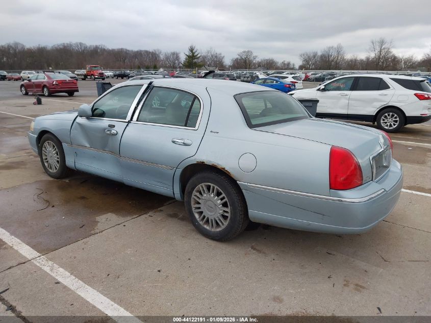 2006 Lincoln Town Car Designer Series
