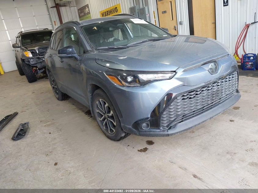 2025 Toyota Corolla Cross Hybrid Se