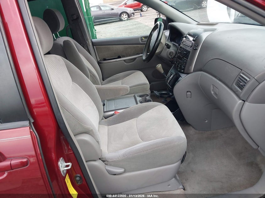 2008 Toyota Sienna Le