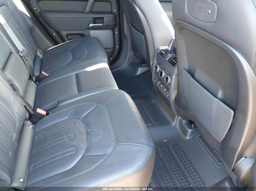 2021 Land Rover Defender 110 S VIN: SALEJERX4M2057577 Lot: 44122505