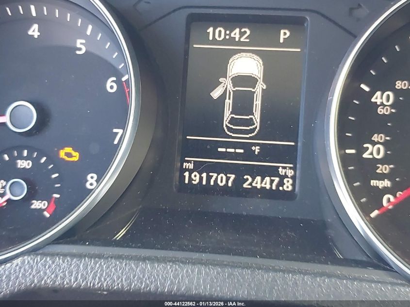 2017 Volkswagen Passat 1.8T R-Line VIN: 1VWDT7A3XHC058179 Lot: 44122562