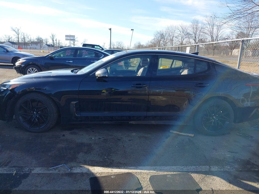 2022 Kia Stinger Gt-Line VIN: KNAE35LD6N6115082 Lot: 44122632