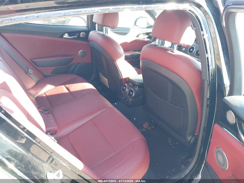 2022 Kia Stinger Gt-Line VIN: KNAE35LD6N6115082 Lot: 44122632