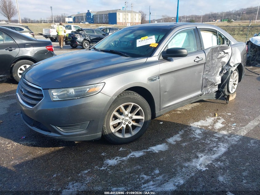 2014 Ford Taurus Se
