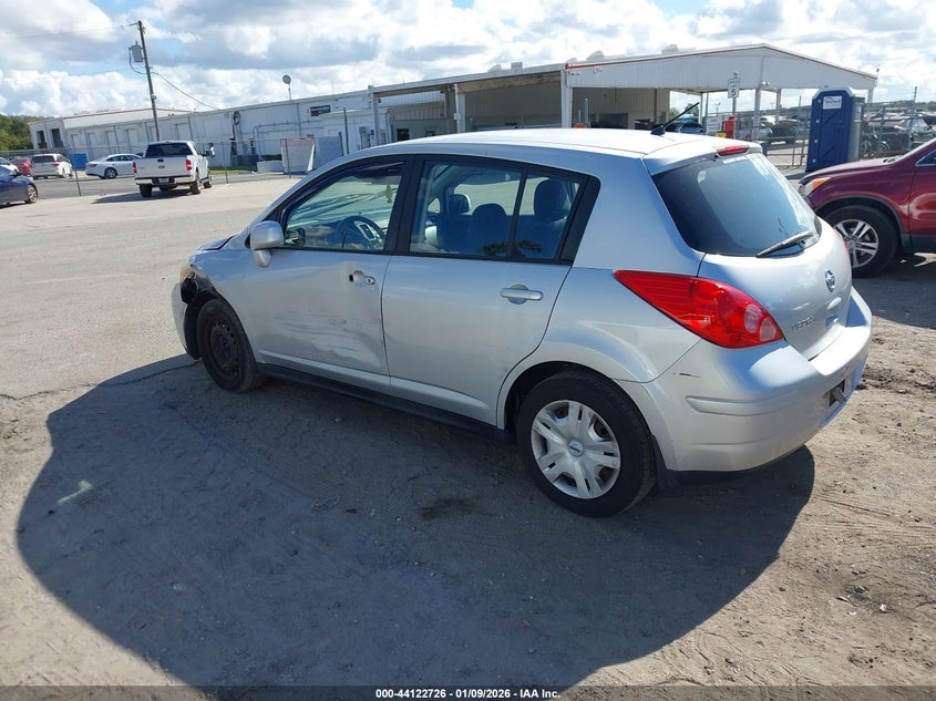2011 Nissan Versa 1.8S