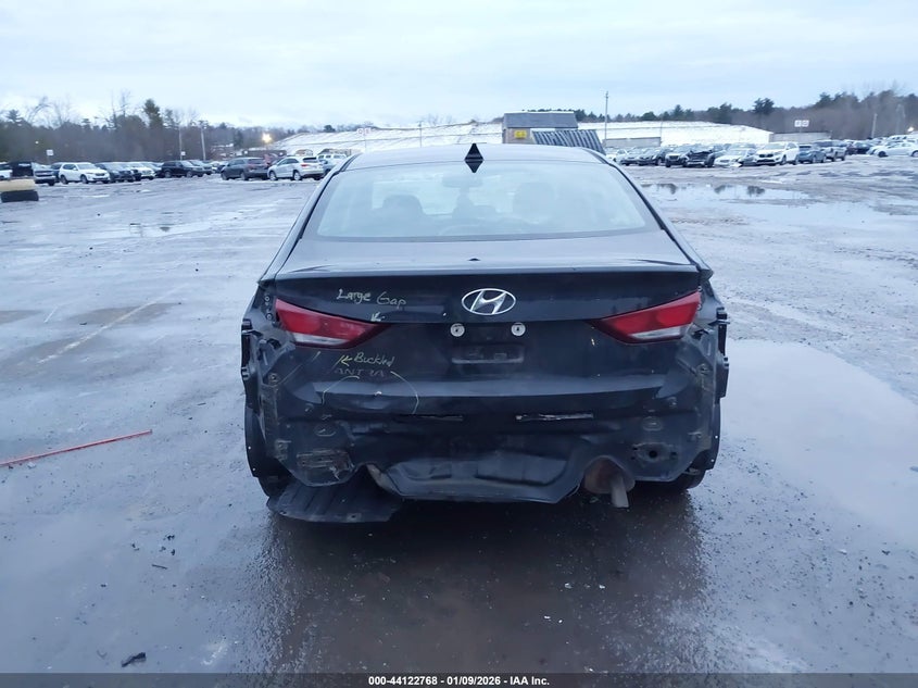 VIN 5NPD84LF1JH378530 2018 HYUNDAI ELANTRA VALUE EDITION