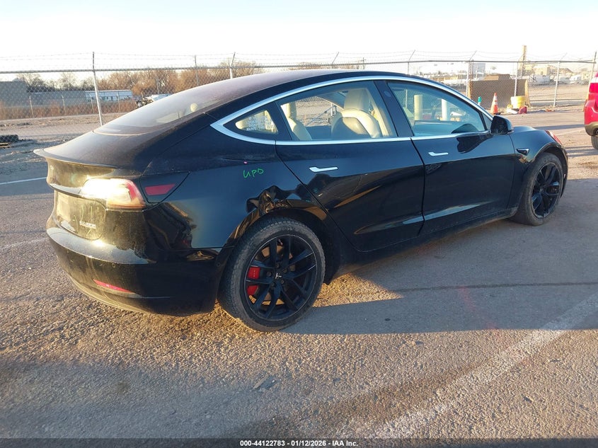 2018 Tesla Model 3 Long Range/Performance