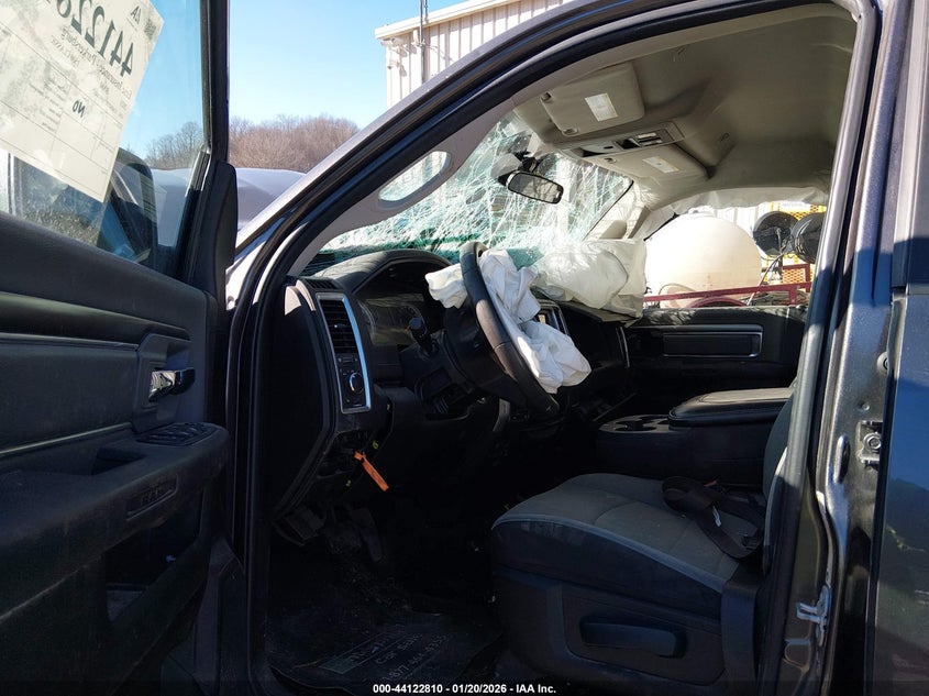 2021 Ram 1500 Classic Slt 4X4 6'4 Box