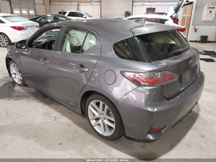 Vin: jthkd5bhxf2220836, lot: 44618791, lexus ct 200h 20153