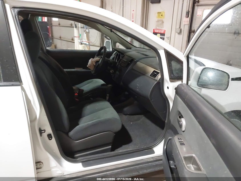 2012 Nissan Versa 1.8 S