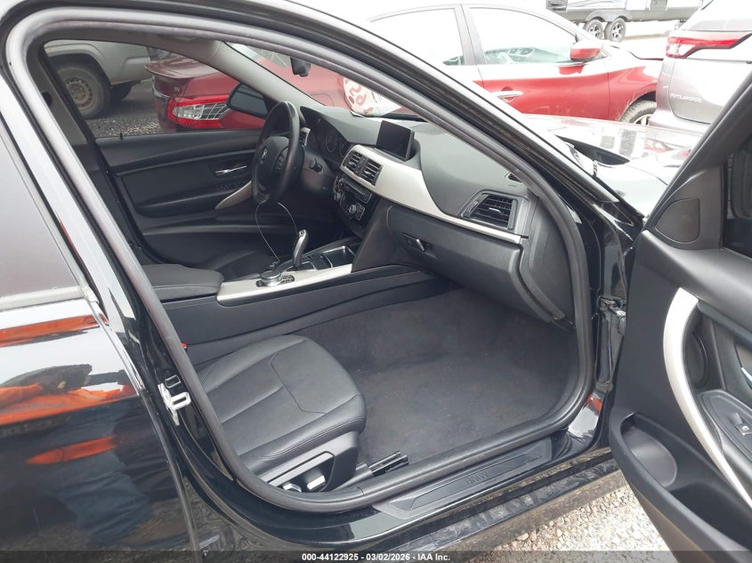 2018 BMW 320I xDrive