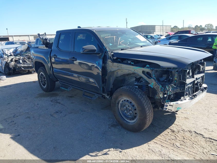 TOYOTA TACOMA TRD OFF ROAD 2025