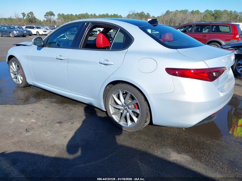 2023 Alfa Romeo Giulia Sprint Rwd