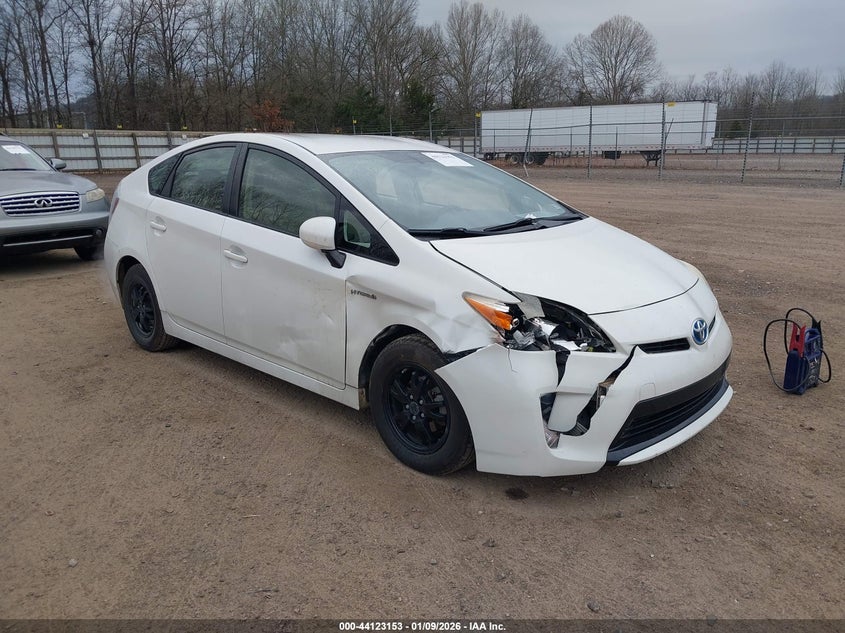 TOYOTA PRIUS 2014. Lot# 44123153. VIN JTDKN3DU9E1743489. Photo 1
