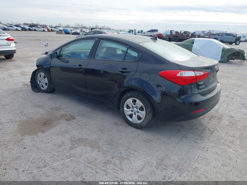 2016 KIA FORTE SEDAN 1.8L I-4 DOHC, VVT, 145HP