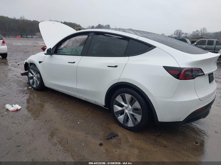 2022 Tesla Model Y Long Range Dual Motor All-Wheel Drive