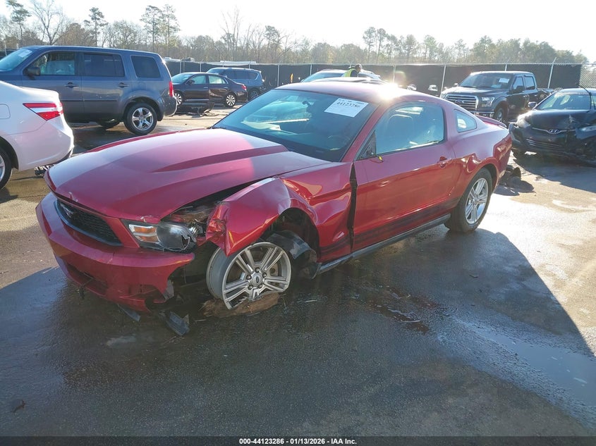 2012 Ford Mustang V6