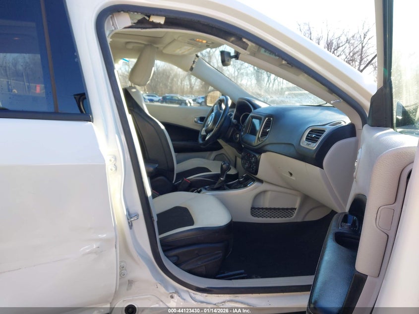 2020 Jeep Compass Sun And Safety 4X4