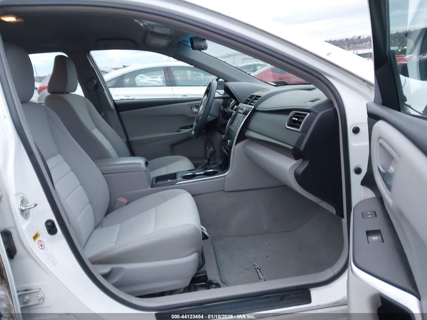 2017 Toyota Camry Le