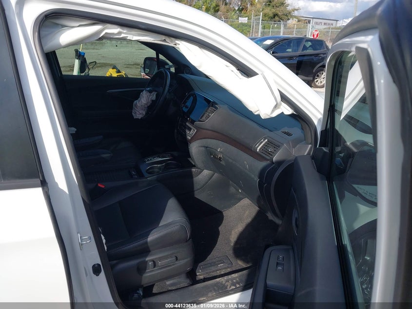 2022 Honda Passport 2Wd Ex-L