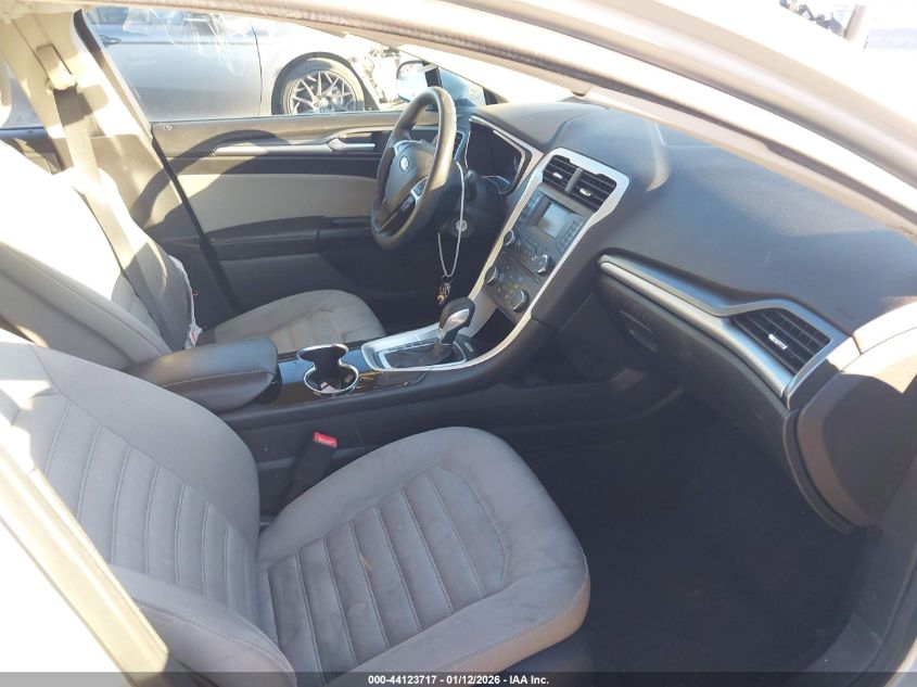 2015 Ford Fusion Hybrid S