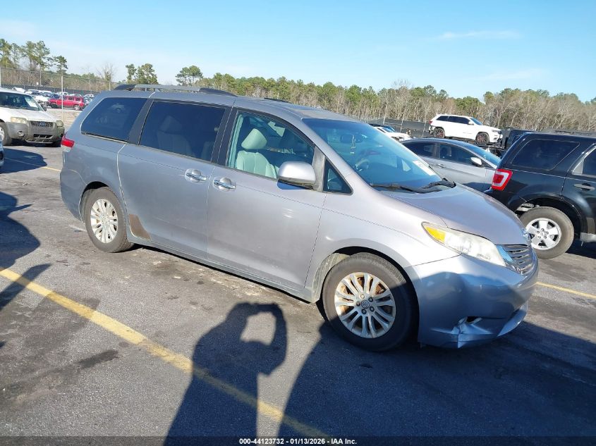 2011 Toyota Sienna