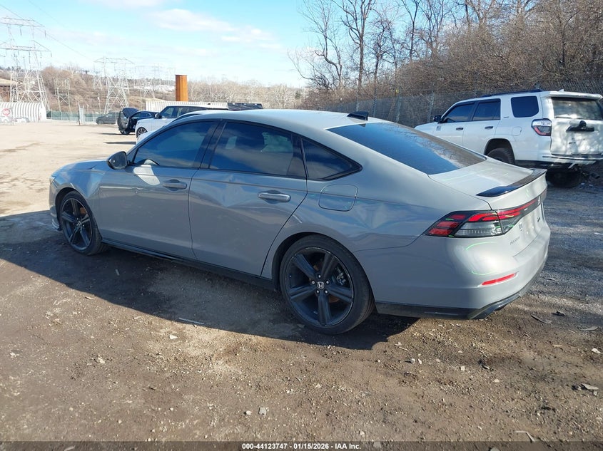 2024 HONDA ACCORD HYBRID auction photo 3