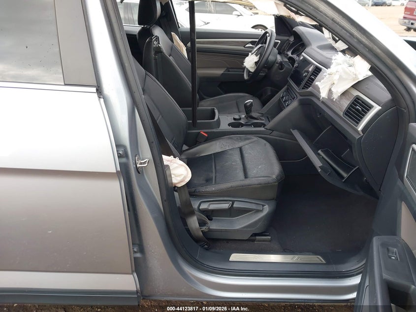 2021 Volkswagen Atlas Cross Sport 2.0T Se W/Technology