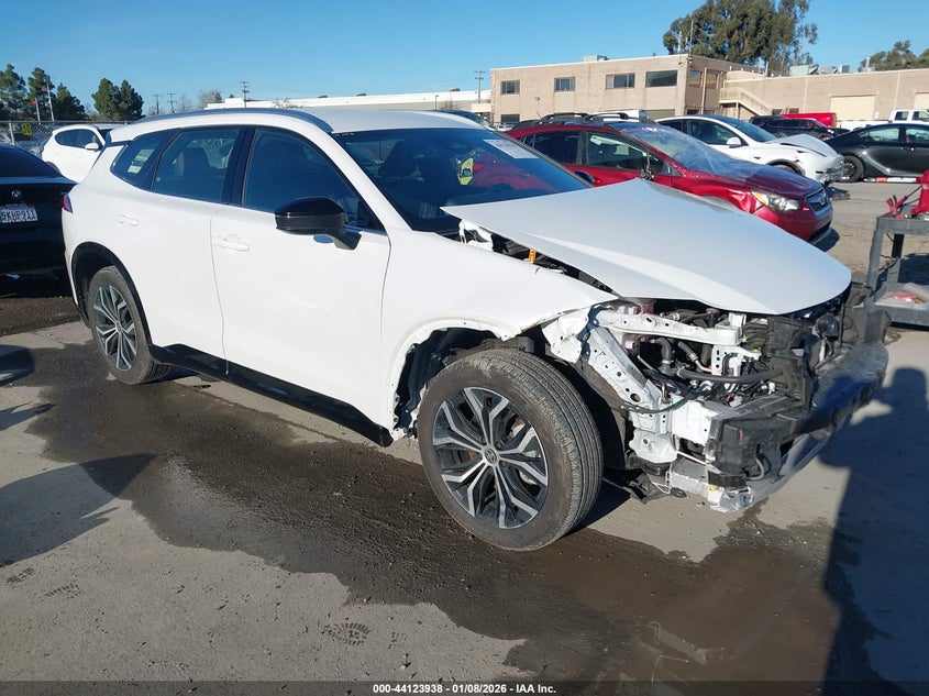 2025 Toyota Crown Signia Xle