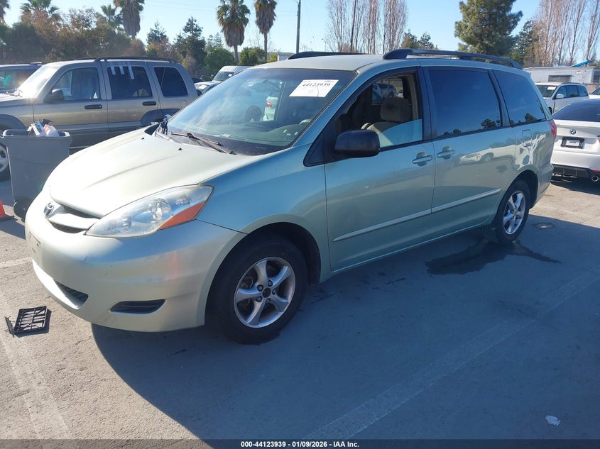 2006 Toyota Sienna Le