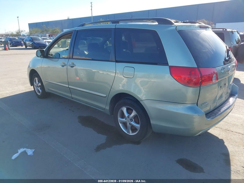 2006 Toyota Sienna Le