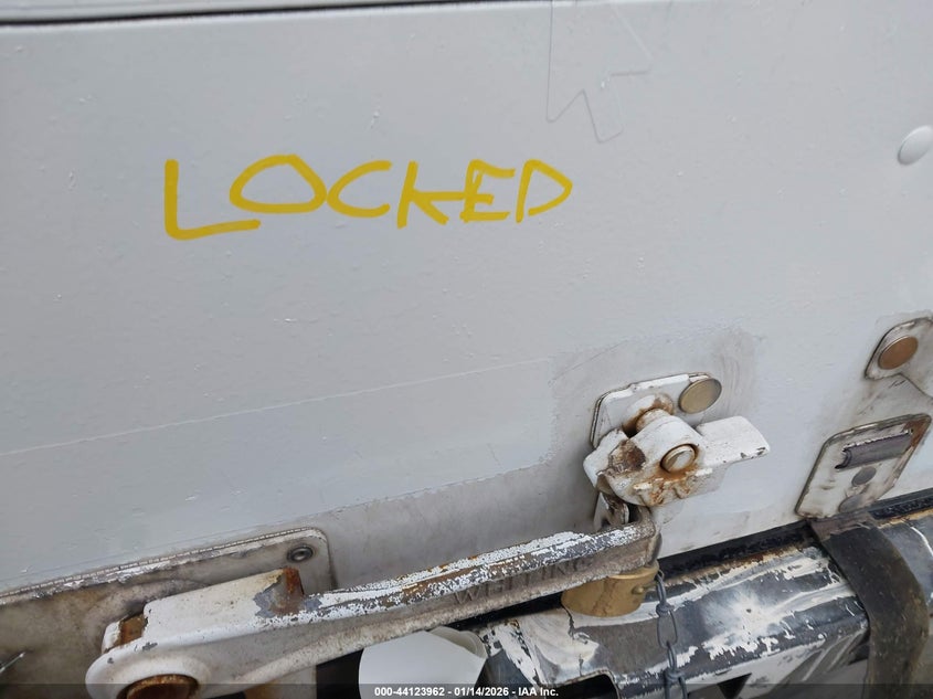 2010 Ford E-450 Cutaway