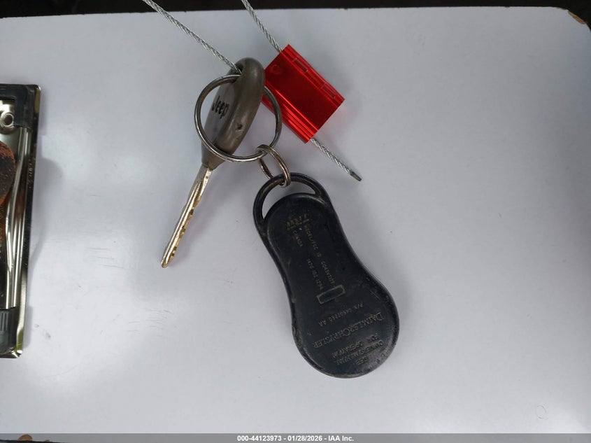 2002 Jeep Grand Cherokee Laredo VIN: 1J4GW48S62C331283 Lot: 44123973