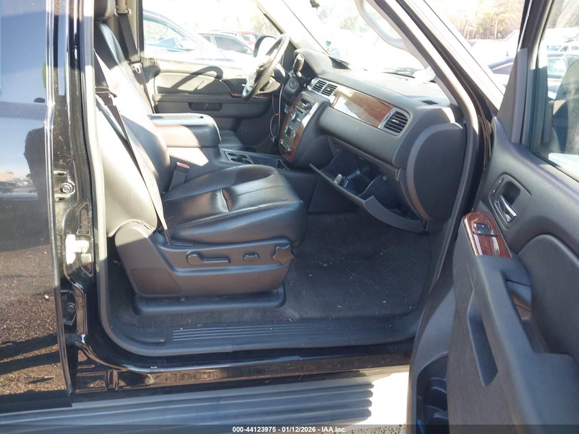 2013 Chevrolet Suburban 1500 Lt