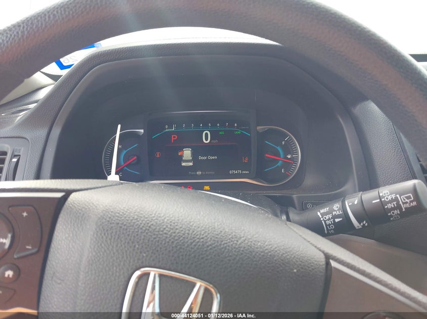 VIN 5FNYF5H10KB021608 2019 HONDA PILOT LX