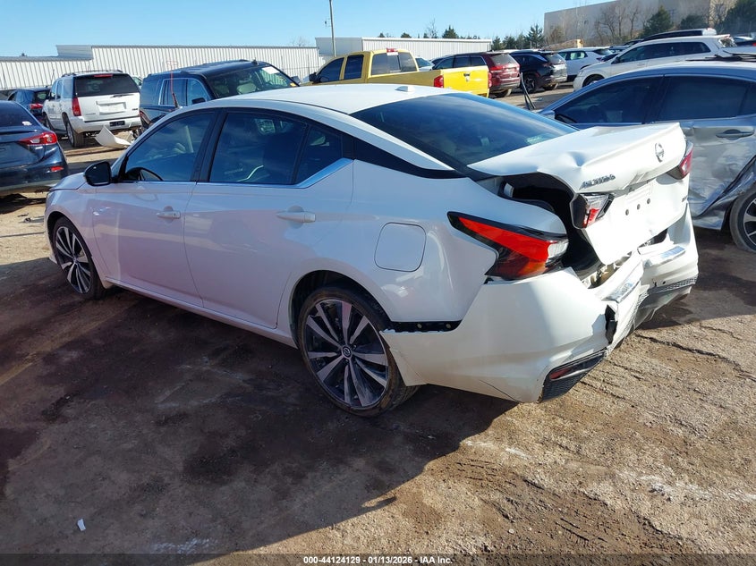 VIN 1N4BL4CW2MN365026 2021 NISSAN ALTIMA SR INTELLIGENT AWD