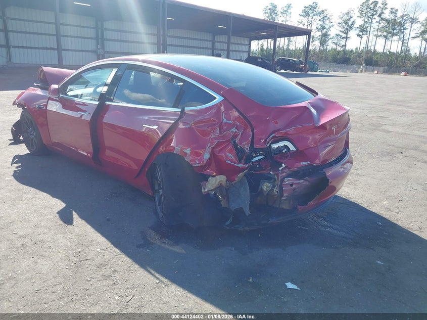 Vin: 5yj3e1ea9jf153808, lot: 44620311, tesla model 3 20183