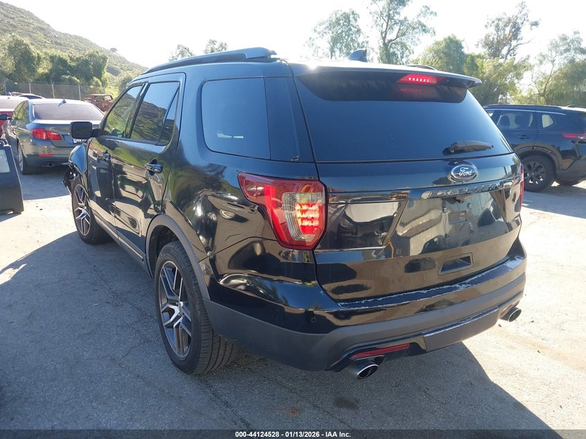 2016 Ford Explorer Sport