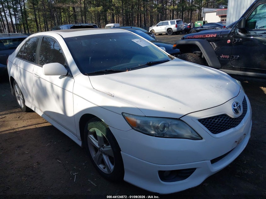 4T1BF3EK8AU554587 2010 Toyota Camry Se auction photo 1