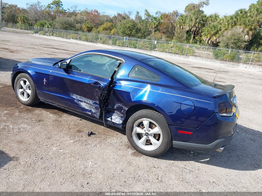 2012 Ford Mustang V6