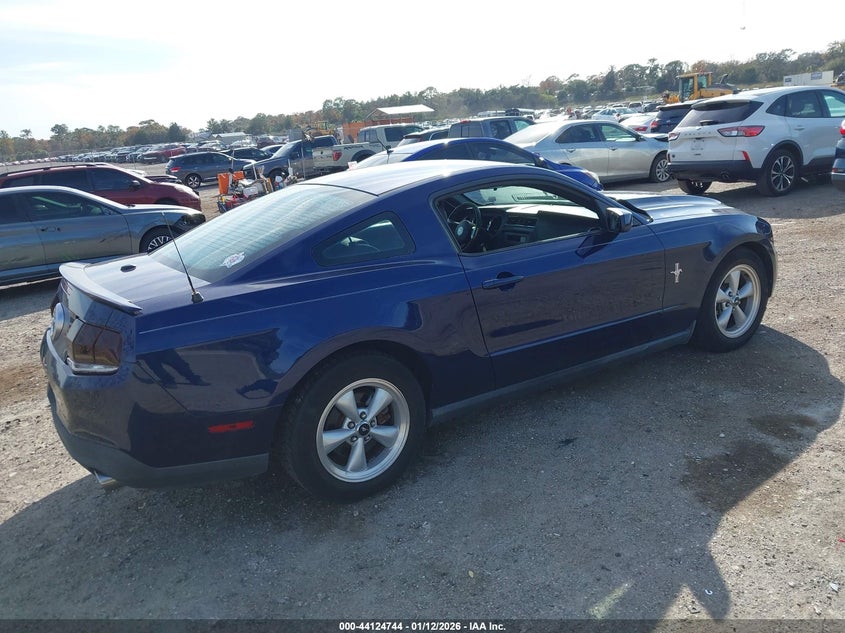 2012 Ford Mustang V6