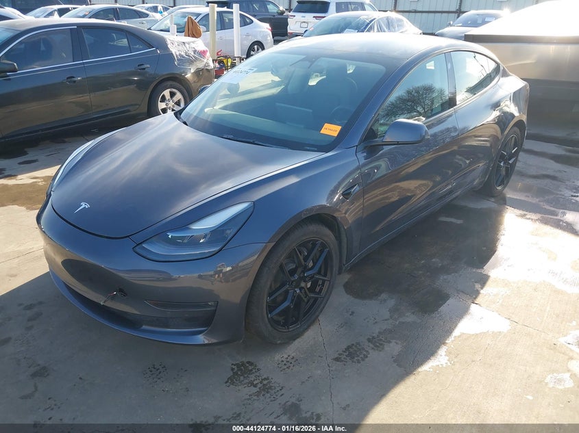 2022 Tesla Model 3 Long Range Dual Motor All-Wheel Drive