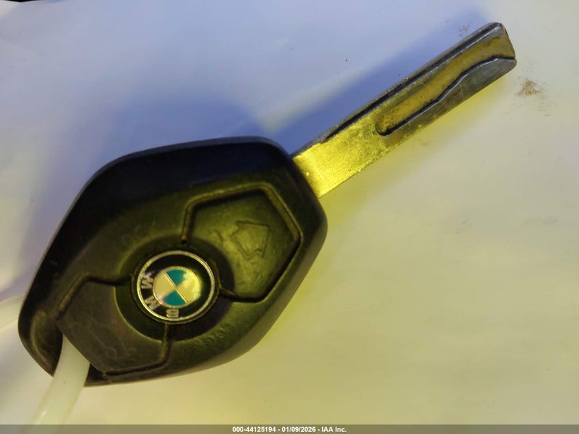 2004 BMW 330I VIN: WBAEV53414KM07271 Lot: 44125194