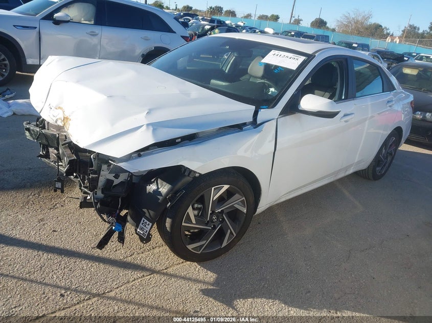 2025 Hyundai Elantra Limited